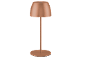 Bakrena stolna lampa s okruglim postoljem i sjenilom u obliku kupole.