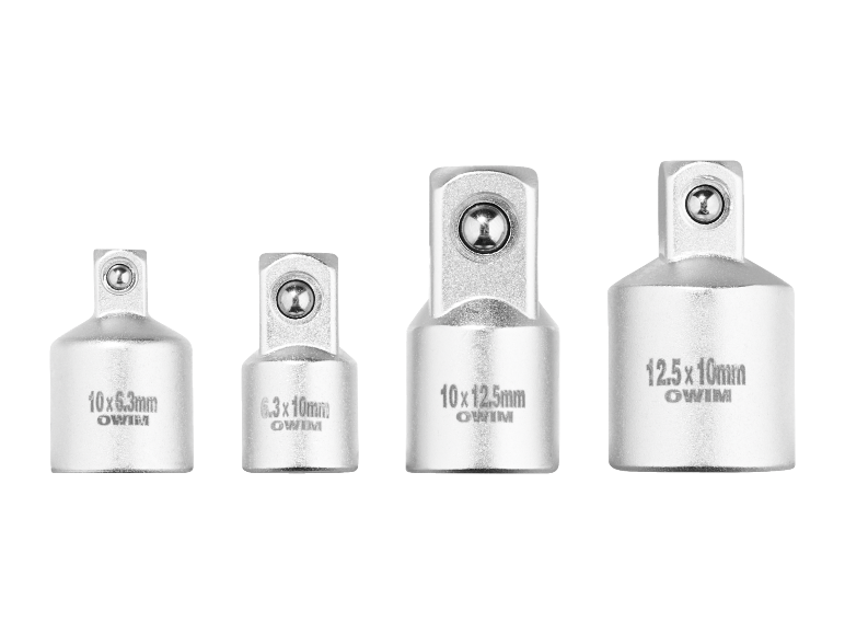 Četiri srebrna adaptera za nasadne ključeve s oznakama veličine poput 10x6.3mm i 12.5x10mm.
