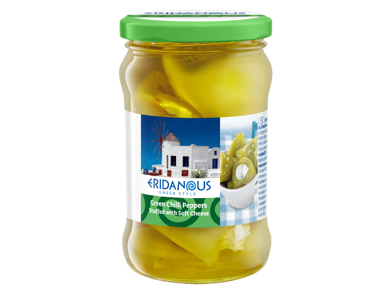 Zelene čili papričice punjene mekim sirom u staklenci, grčki stil.