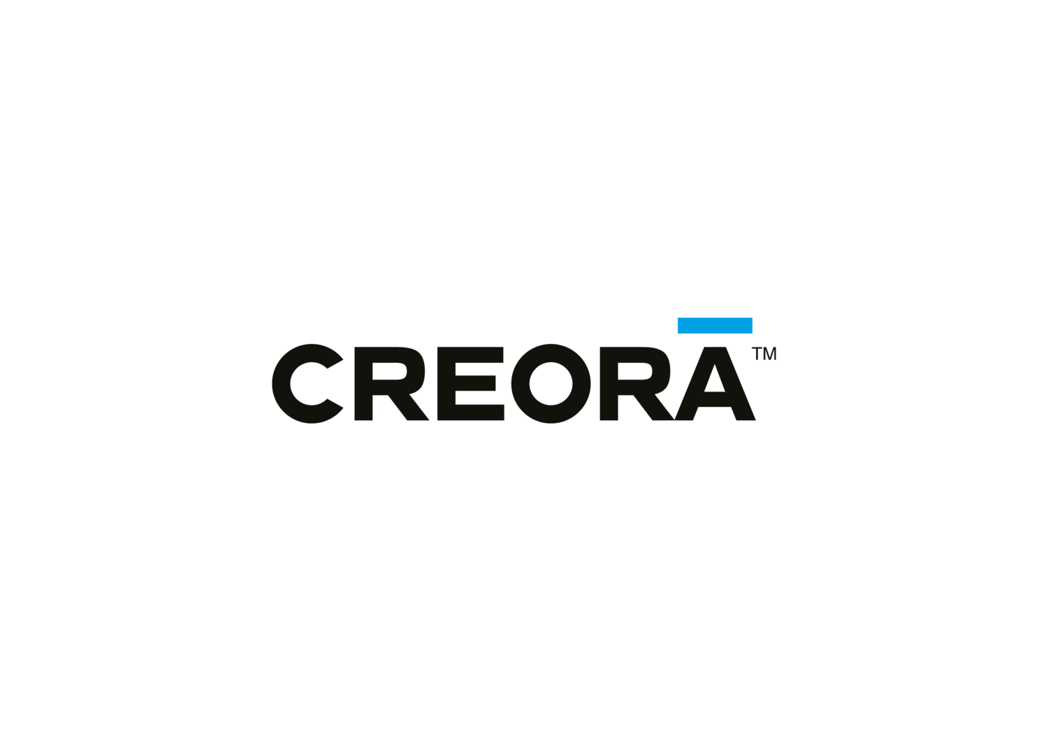 Logotip s riječju 'CREORA' u crnoj boji i plavom crtom iznad slova 'O'.